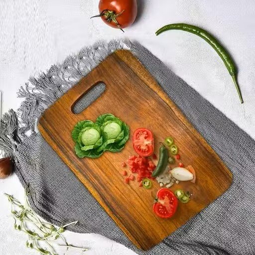 trendy chopping board/cutting board/wood cutting board/best cutting board for kitchen/cutting board with handle/cutting board set/large cutting board/flexible cutting board/kitchen cookware/kitchen items/kitchen accessories/kitchen tools/kitchen appliances/kitchenware/kitchen set/kitchen products - Image 4